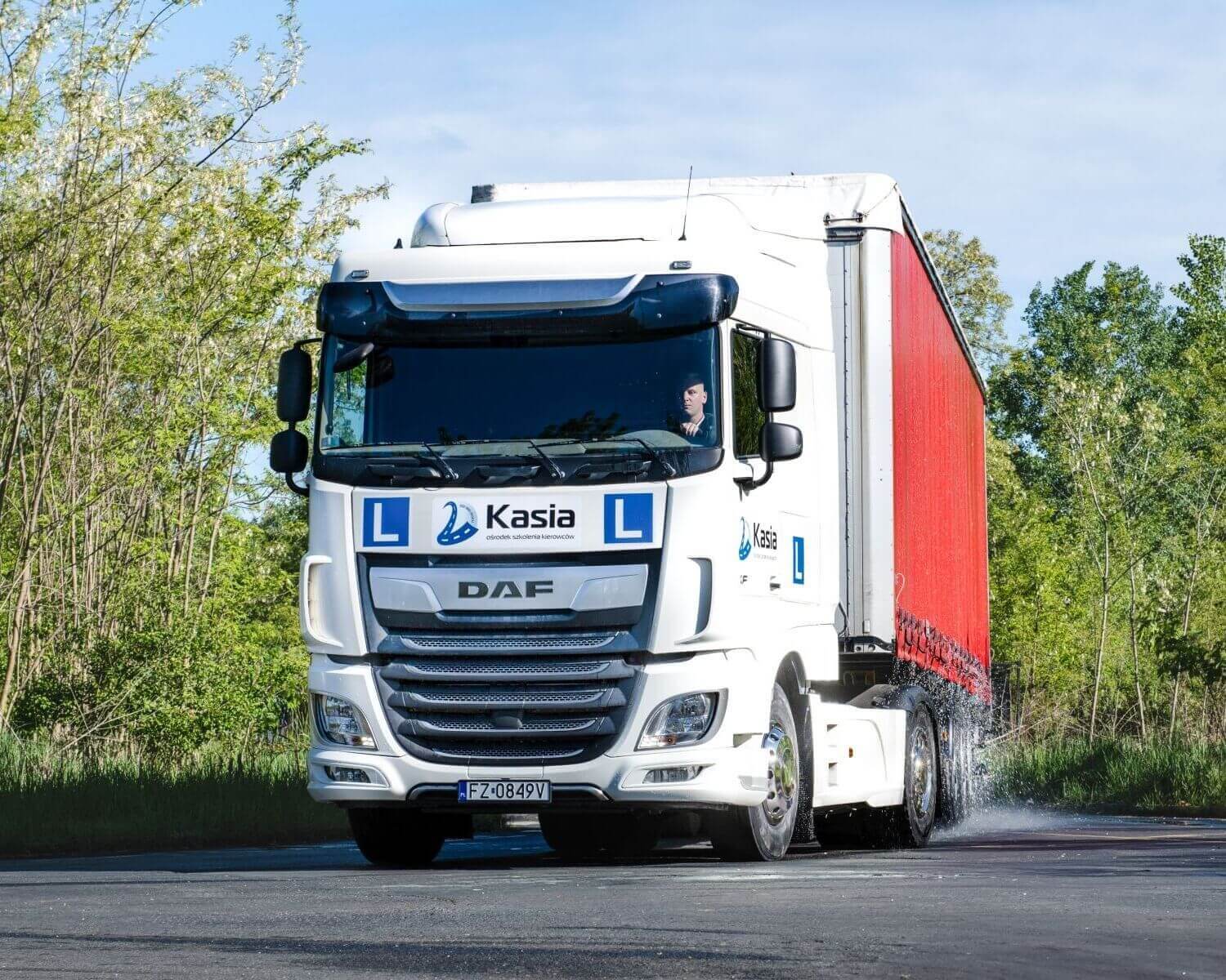 osk-kasia-flota-ciagnik-siodlowy